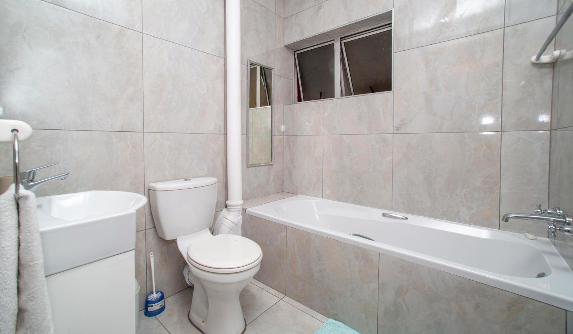 Holiday home 1 Seabreeze Durban